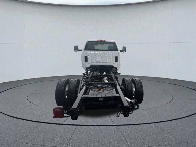 2024 Chevrolet Silverado 5500 HD Work Truck