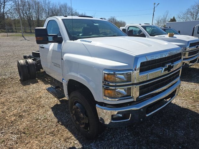 2024 Chevrolet Silverado 5500 HD Work Truck