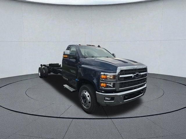 2024 Chevrolet Silverado 6500 HD LT