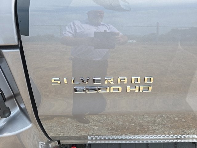 2024 Chevrolet Silverado 6500 HD Work Truck