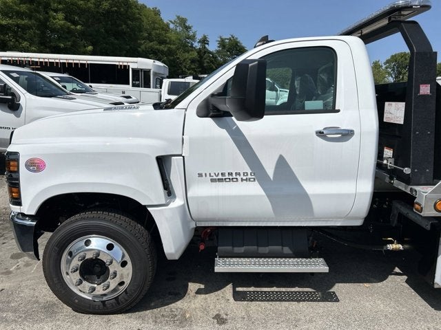 2023 Chevrolet Silverado 6500 HD LT