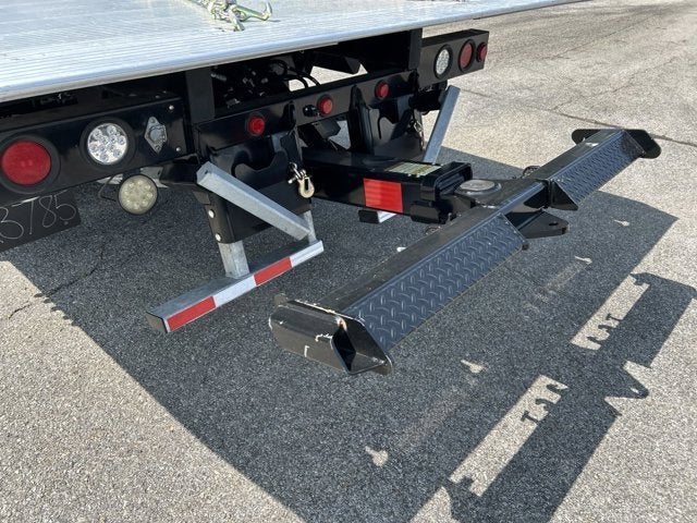 2023 Chevrolet Silverado 6500 HD LT