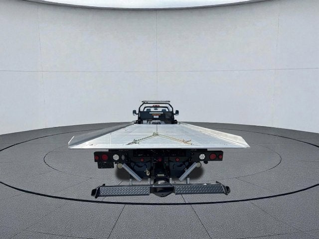 2023 Chevrolet Silverado 6500 HD LT