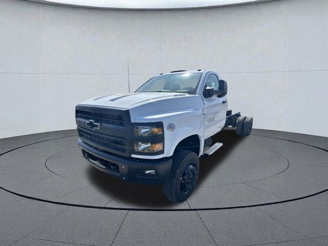 2023 Chevrolet Silverado 5500 HD Work Truck