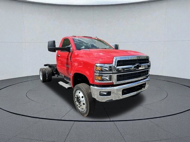 2024 Chevrolet Silverado 6500 HD Work Truck