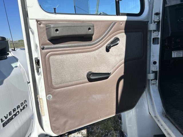 1999 INTERNATIONAL 4700 Base