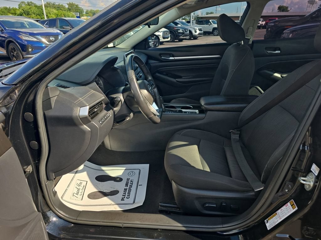 2021 Nissan Altima 2.5 SV