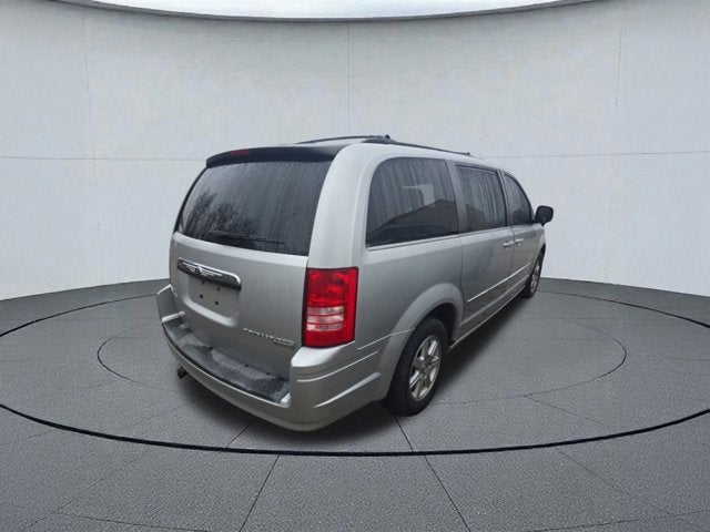 2010 Chrysler Town & Country Touring