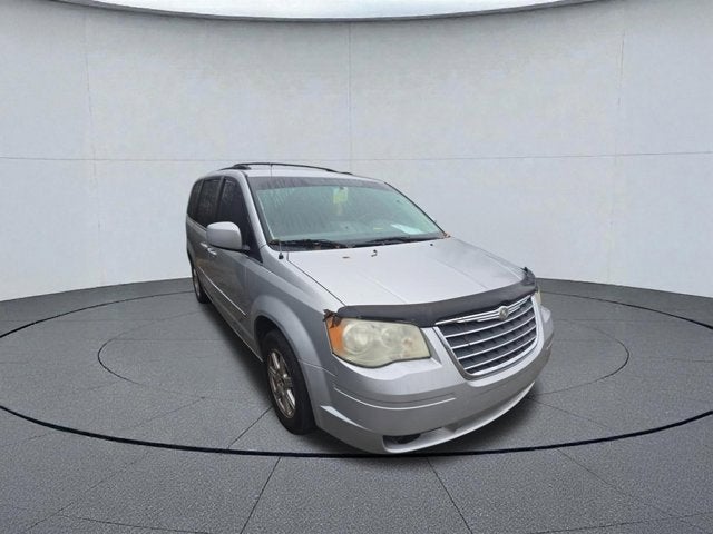 2010 Chrysler Town & Country Touring