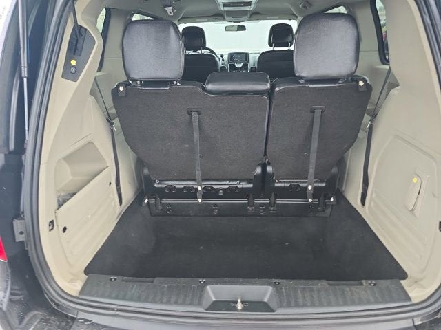 2011 Chrysler Town & Country Touring