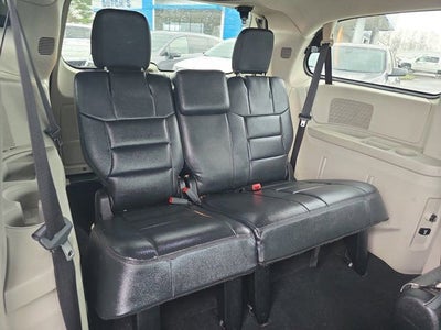 2011 Chrysler Town & Country Touring