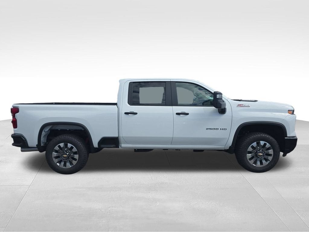 2026 Chevrolet Silverado 2500 HD Custom - Photo 6
