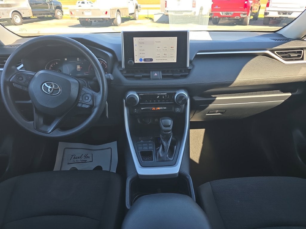 2025 Toyota RAV4 LE