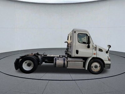 2015 Freightliner CASCADIA 113 Base