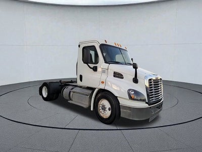 2015 Freightliner CASCADIA 113 Base