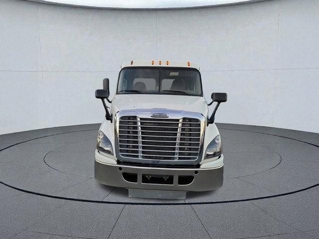 2015 Freightliner CASCADIA 113 Base
