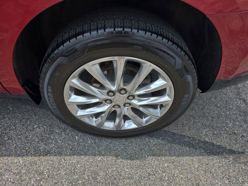 2021 Buick Enclave Essence