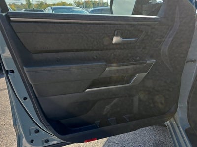 2022 Toyota Tundra 4WD SR5