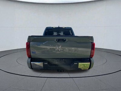 2022 Toyota Tundra 4WD SR5