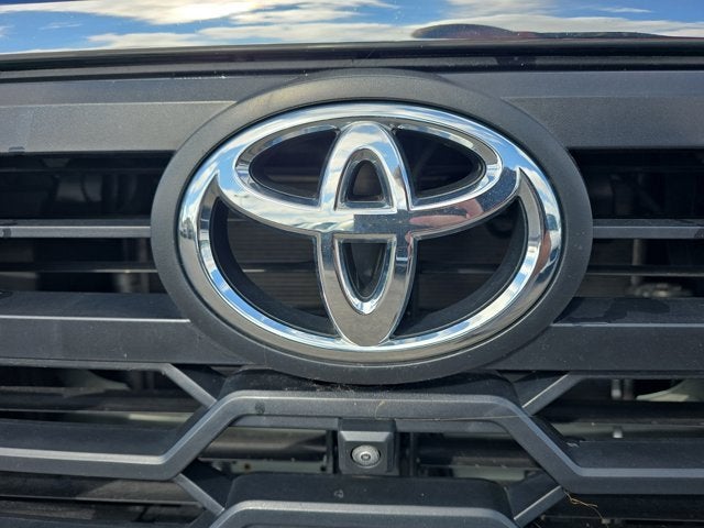 2022 Toyota Tundra 4WD SR5