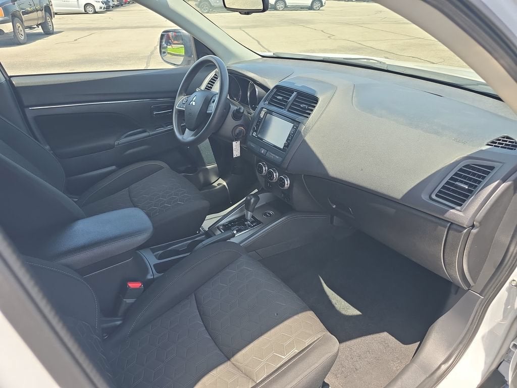 2024 Mitsubishi Outlander Sport S