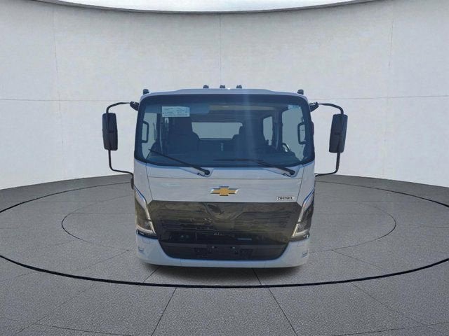 2025 Chevrolet Low Cab Forward 4500 XD 1WT