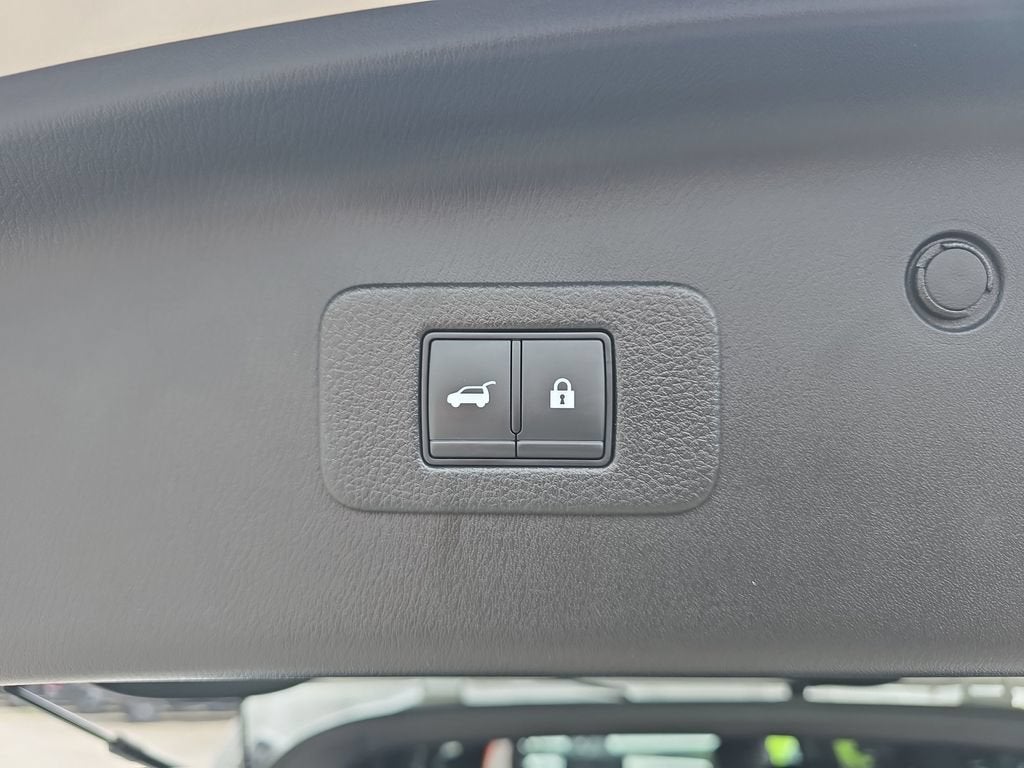 2022 Nissan Armada SL