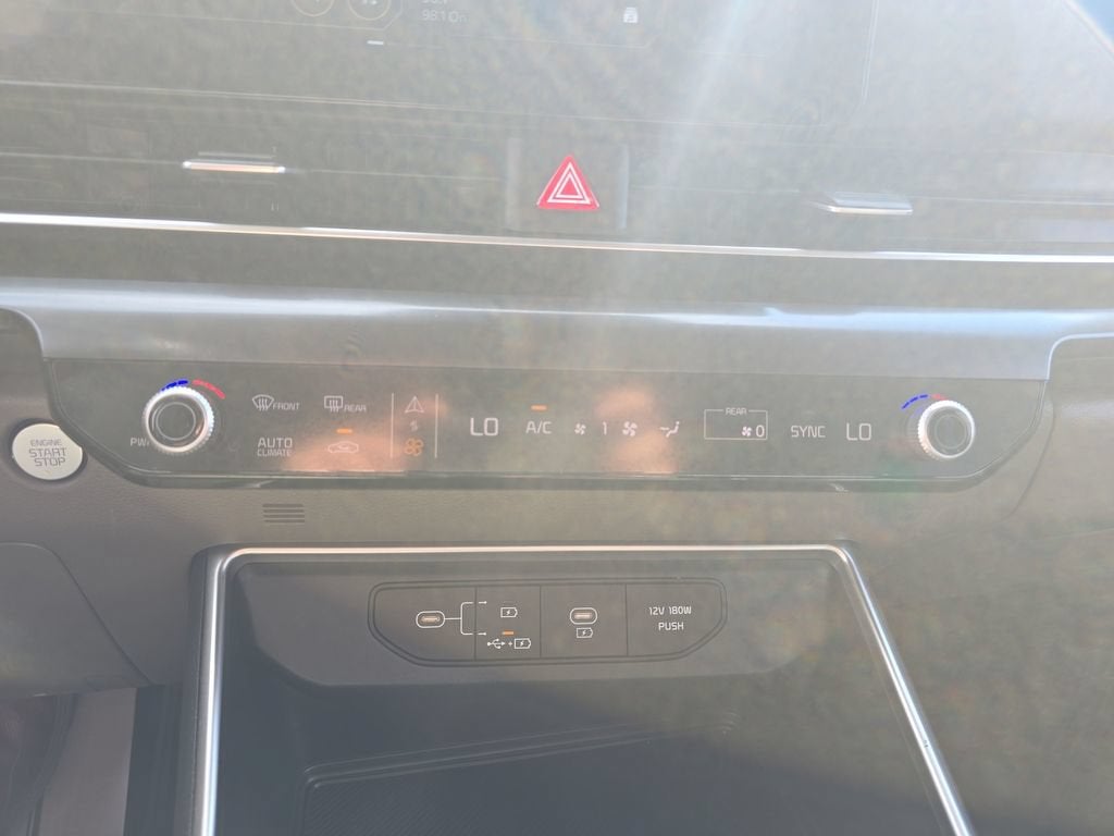 2025 Kia Carnival LXS
