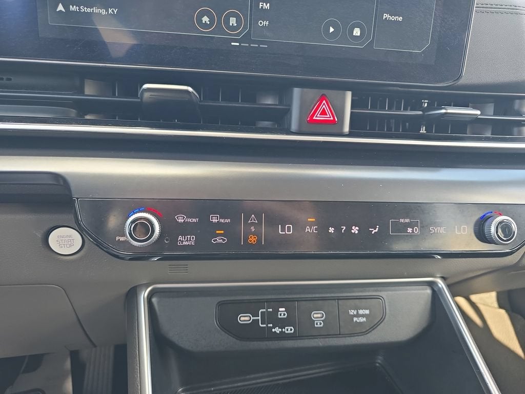 2025 Kia Carnival LXS