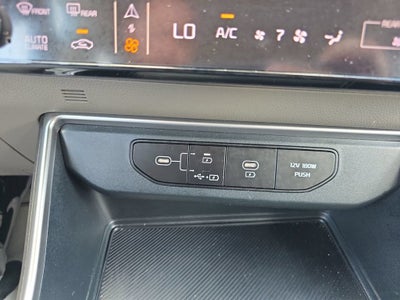2025 Kia Carnival LXS