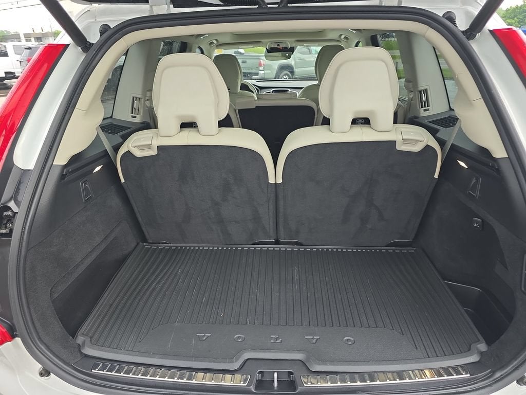 2019 Volvo XC90 Inscription