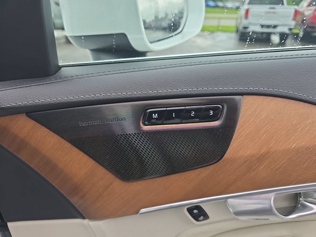 2019 Volvo XC90 Inscription