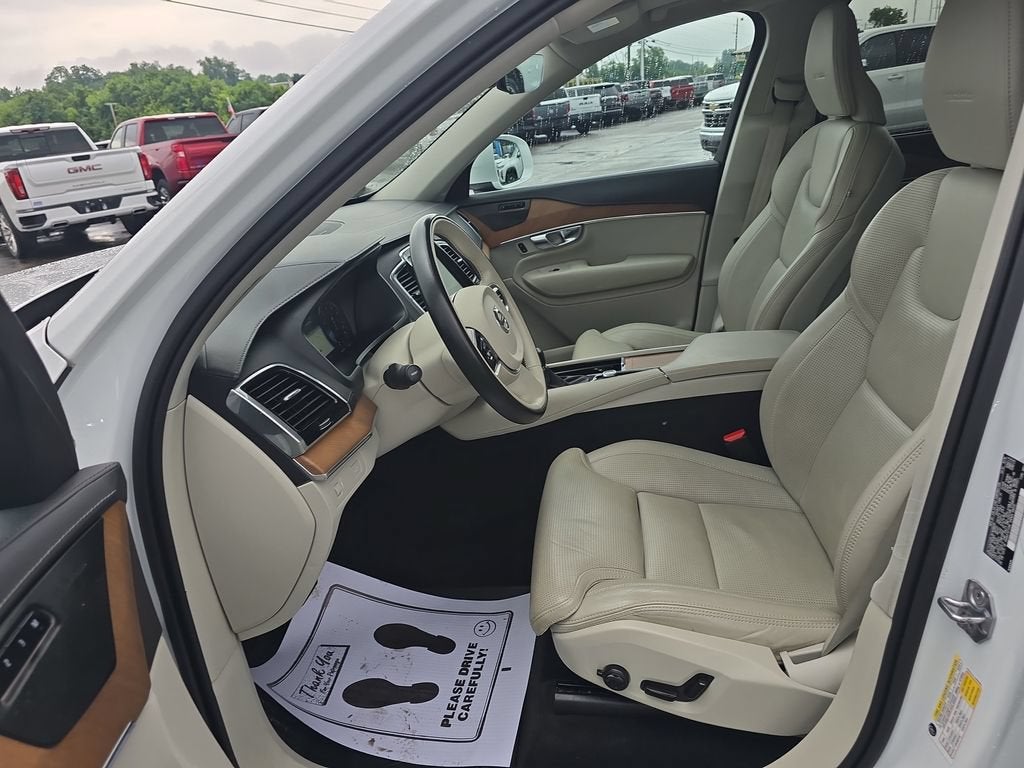 2019 Volvo XC90 Inscription