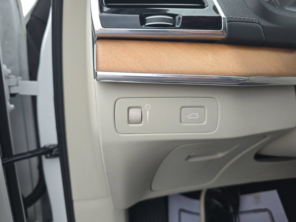 2019 Volvo XC90 Inscription