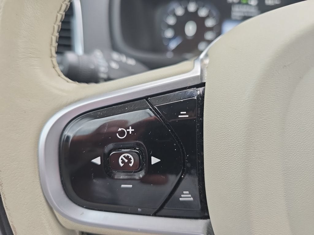 2019 Volvo XC90 Inscription