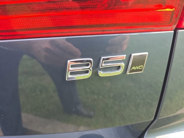 2022 Volvo XC60 Momentum