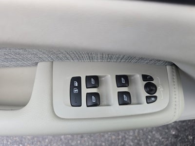 2022 Volvo XC60 Momentum