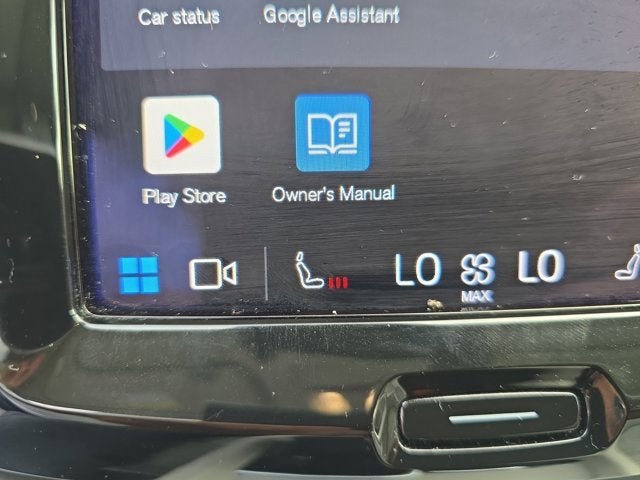 2022 Volvo XC60 Momentum