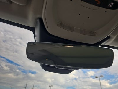 2022 Volvo XC60 Momentum