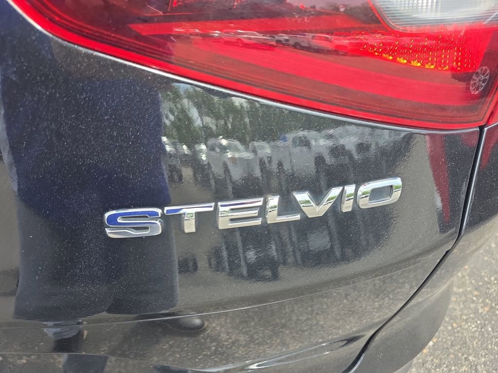 2022 Alfa Romeo Stelvio Ti