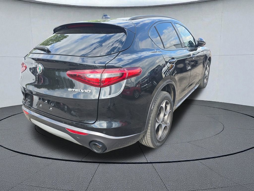 2022 Alfa Romeo Stelvio Ti