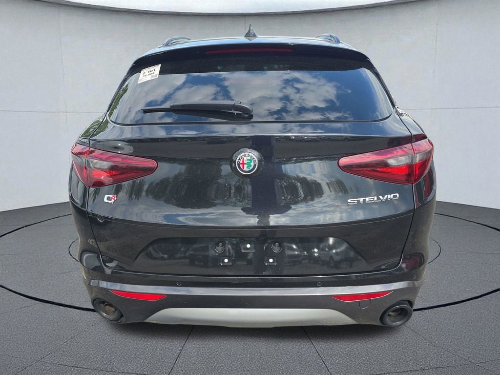 2022 Alfa Romeo Stelvio Ti