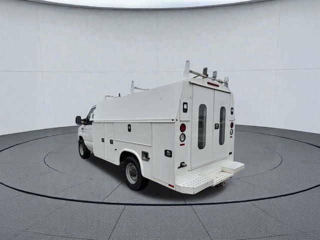 2016 Ford E-350SD Base Cutaway