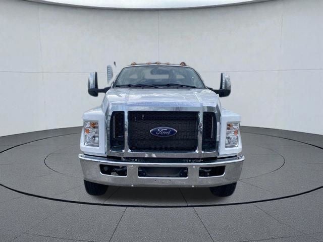 2024 Ford F-750SD Base