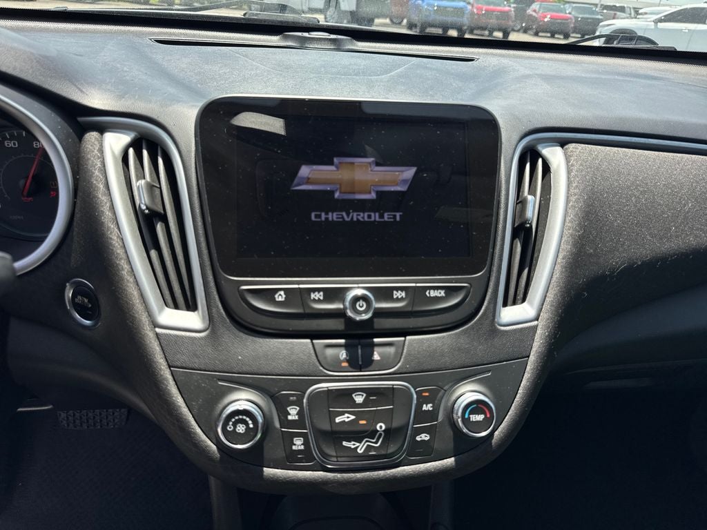 2022 Chevrolet Malibu LS 1FL