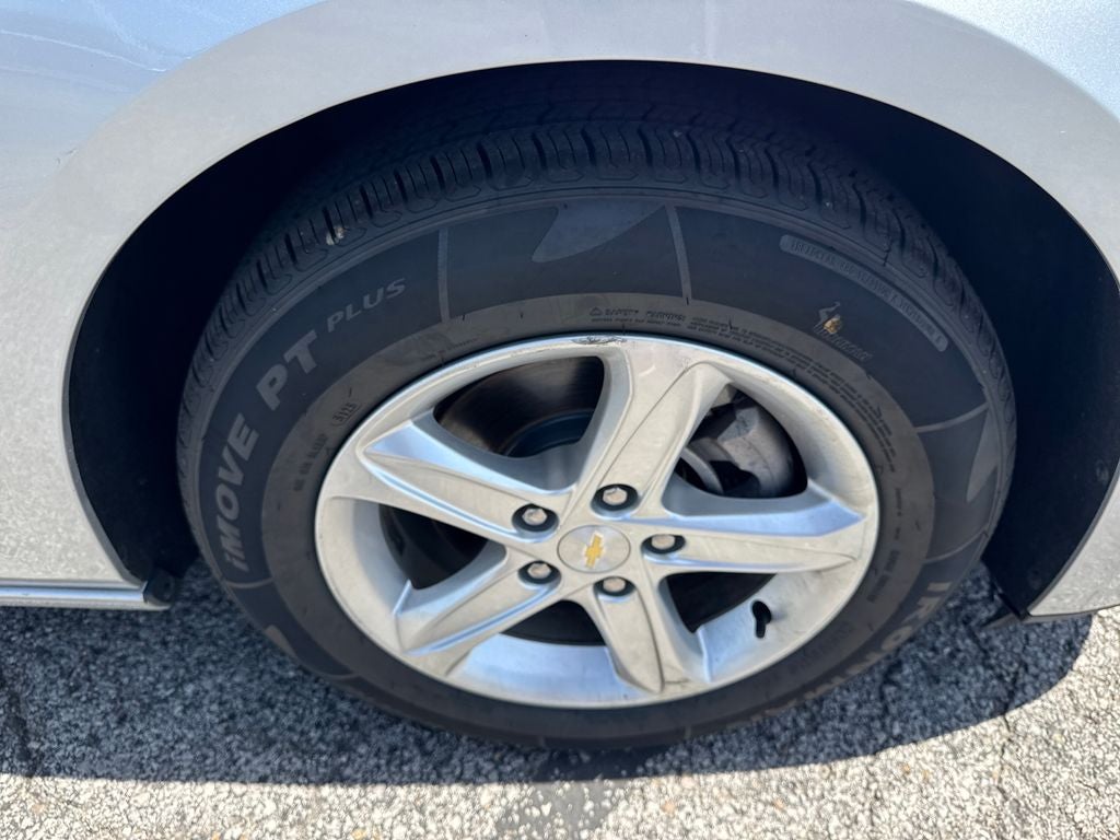 2022 Chevrolet Malibu LS 1FL