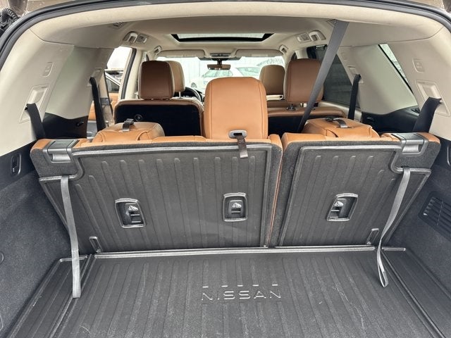 2023 Nissan Pathfinder Platinum