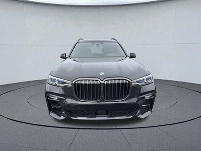 2022 BMW X7 M50i