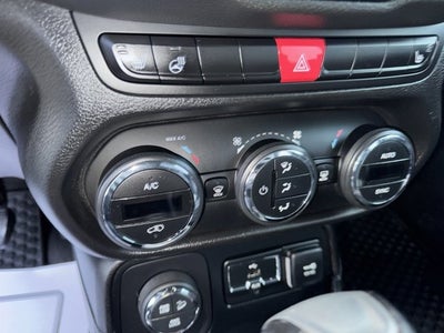 2017 Jeep Renegade Deserthawk