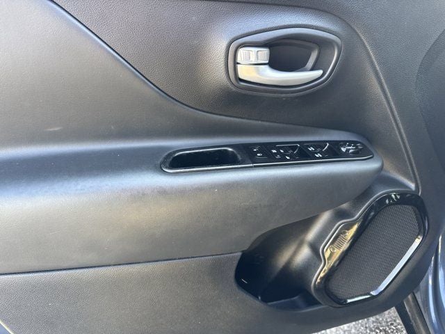 2023 Jeep Renegade Altitude